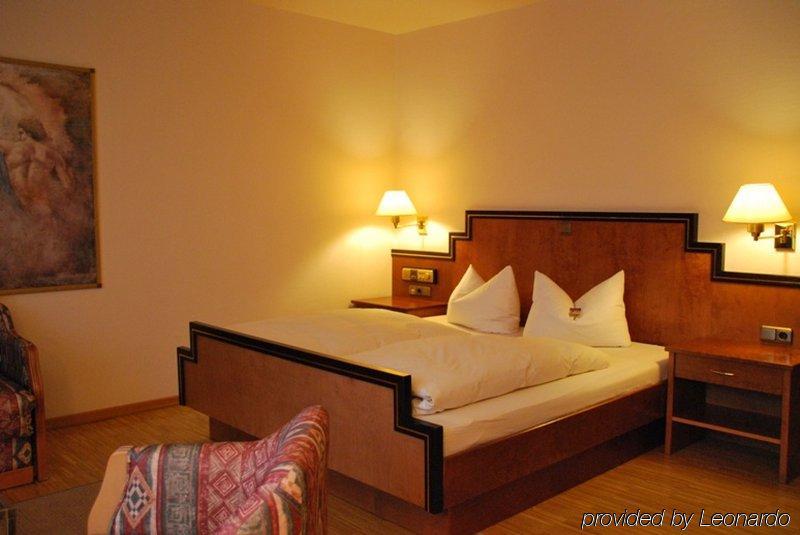 Posthaus Hotel Residenz ครอนแบร์ก อิม เทานุส ห้อง รูปภาพ
